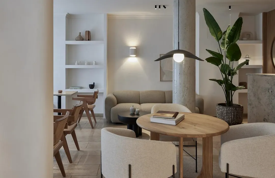 Adelante Boutique Hotel-1